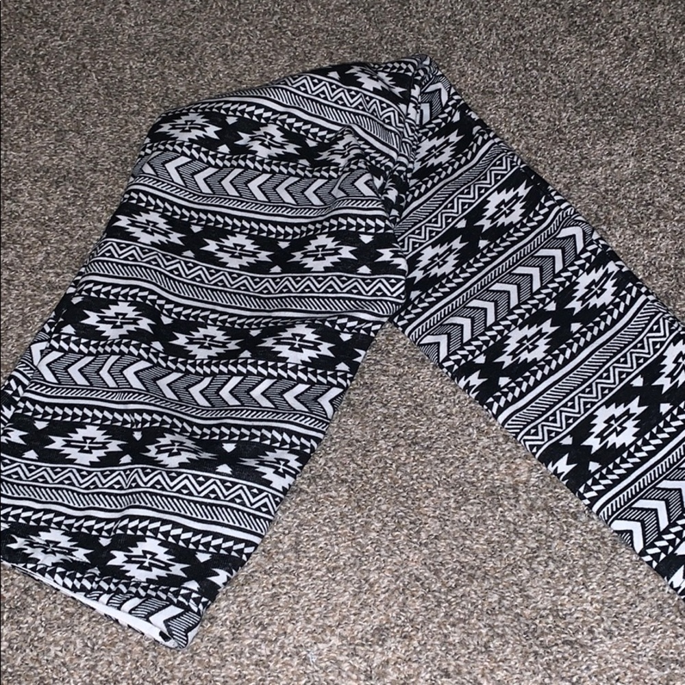 Tribal Insulated Leggings🖤